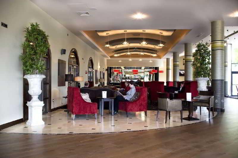 Errigal Hotel 4*